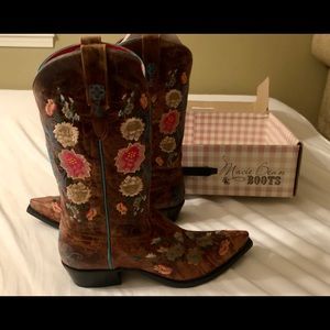 Macie Bean: Never Promised You a Rose Garden